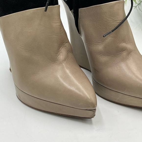 Reed Krakoff Leather Suede Lace-Up Gray Black Wedge Booties Sz 39/8.5 - Picture 3 of 15